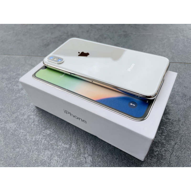Apple iPhone 10 (X) 256Gb Silver Хорошее Б/У